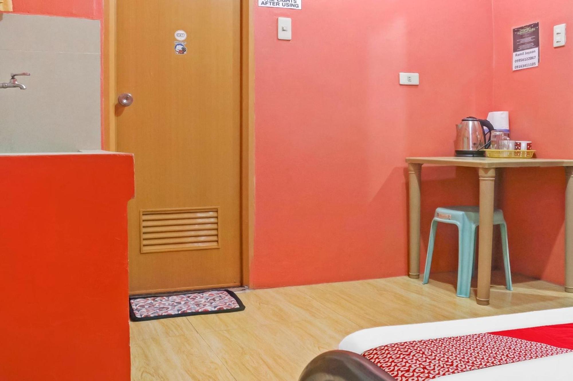 Solanos Transient House Hotel Pasay Exterior photo